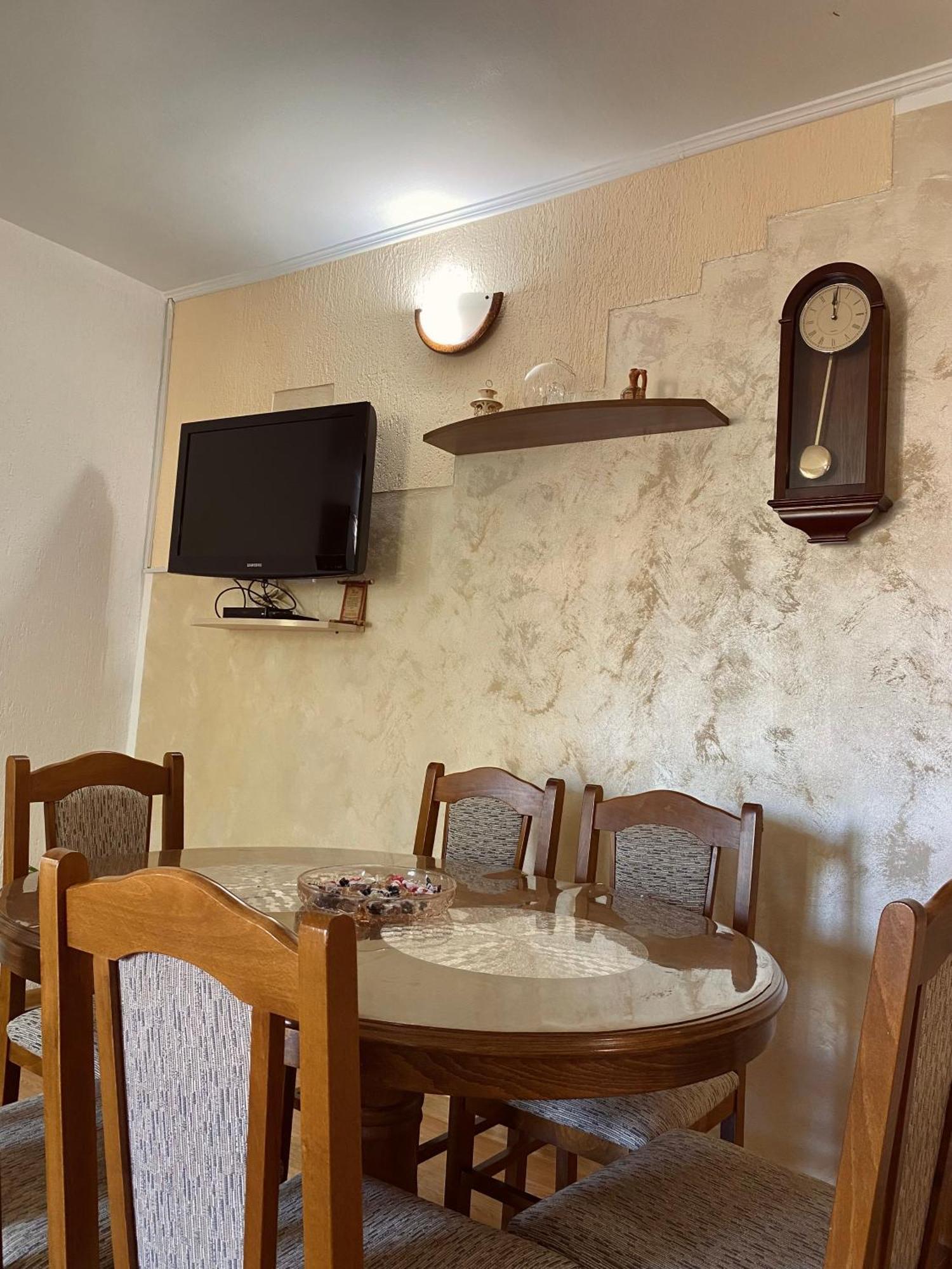 Apartman Konatar Cetinje Ngoại thất bức ảnh